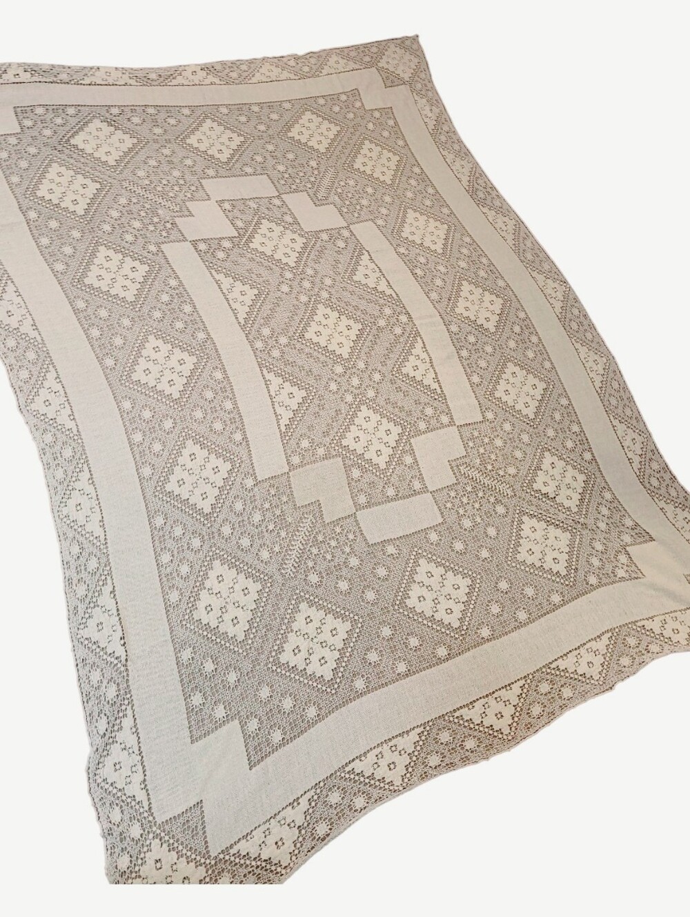 Exquisite Vintage Crocheted Lace Tablecloth 67" X 92"